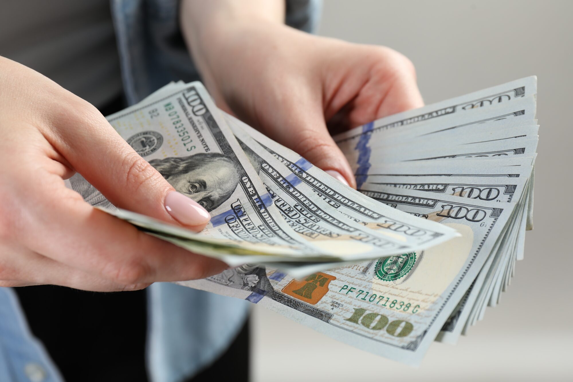 How to Invest Your Bonus Wisely featured image