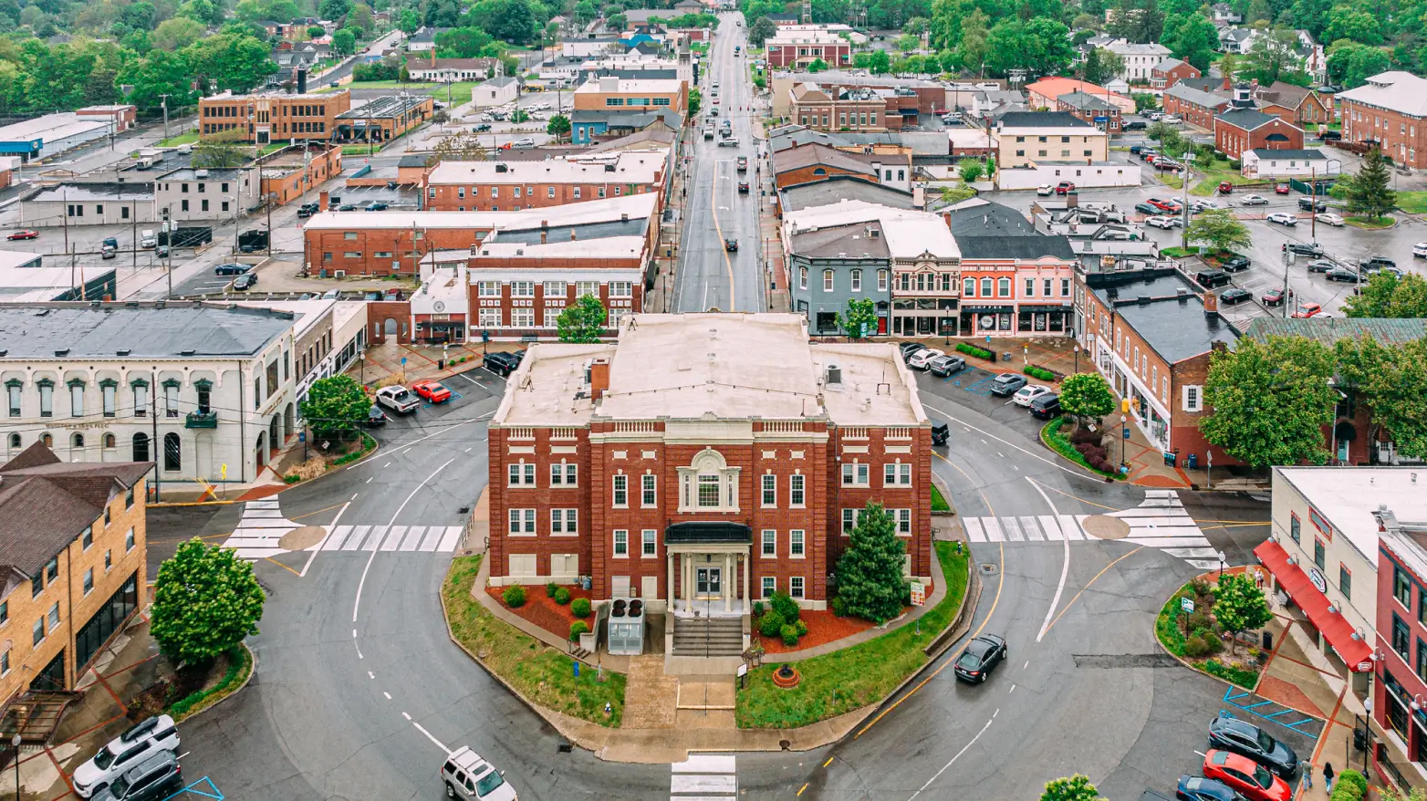 Photo of the city of Elizabethtown