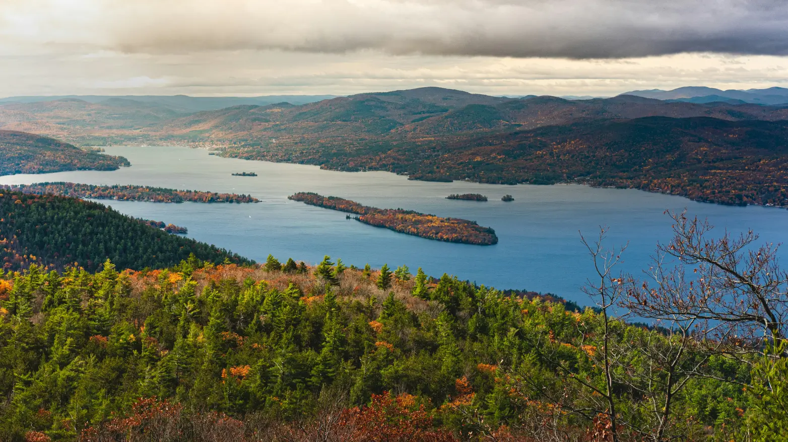 Photo of the city of Saratoga Springs