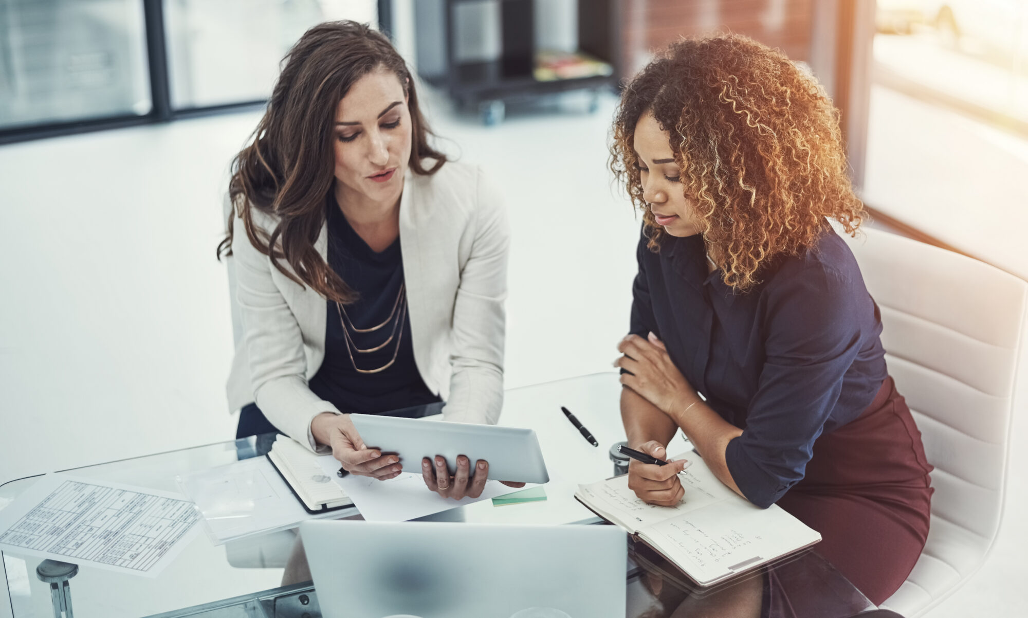 The Difference Between Financial Advisors at Registered Investment Advisers and Broker-Dealers featured image